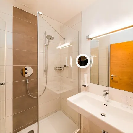 Landhotel Heitzmann 3*